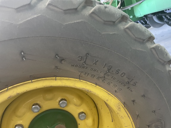 2014 John Deere 1990 Air Seeder