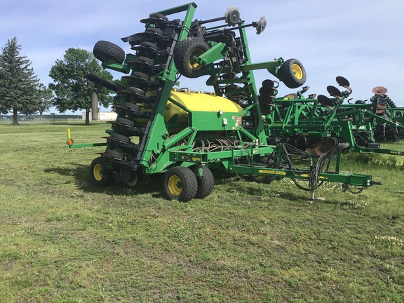 2014 John Deere 1990 Air Seeder