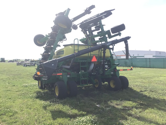 2014 John Deere 1990 Air Seeder