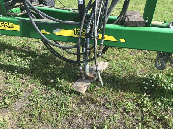 2014 John Deere 1990 Air Seeder