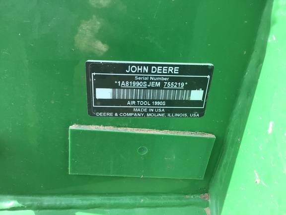 2014 John Deere 1990 Air Seeder