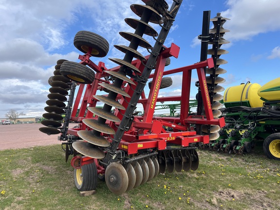 2023 Sunflower 1436 Disk