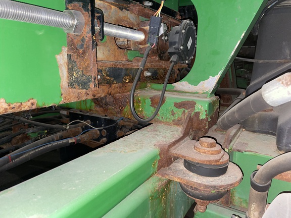 2015 John Deere R4030 Sprayer/High Clearance