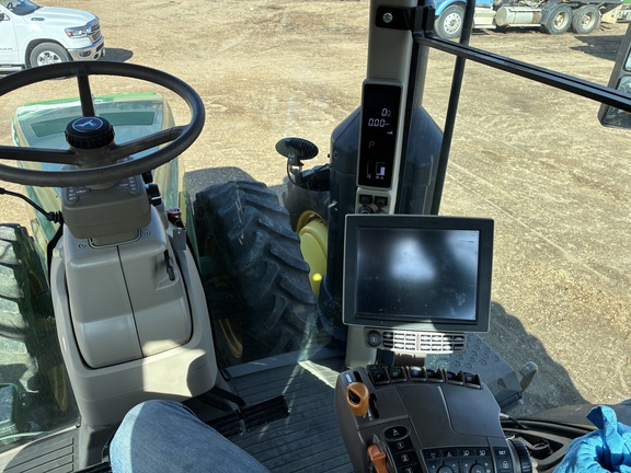 2017 John Deere 8320R Tractor