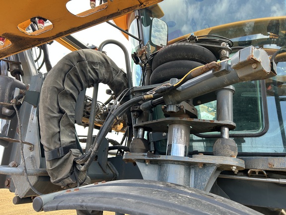 2017 Hagie STS12 Sprayer/High Clearance
