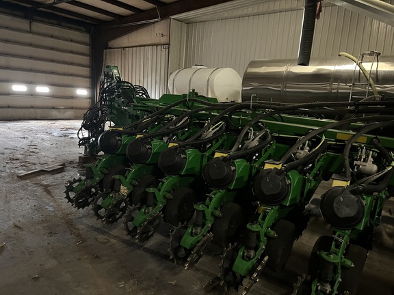 2018 John Deere DB60 Planter