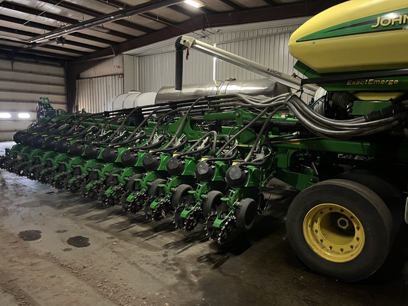 2018 John Deere DB60 Planter