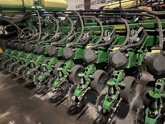 2018 John Deere DB60 Planter
