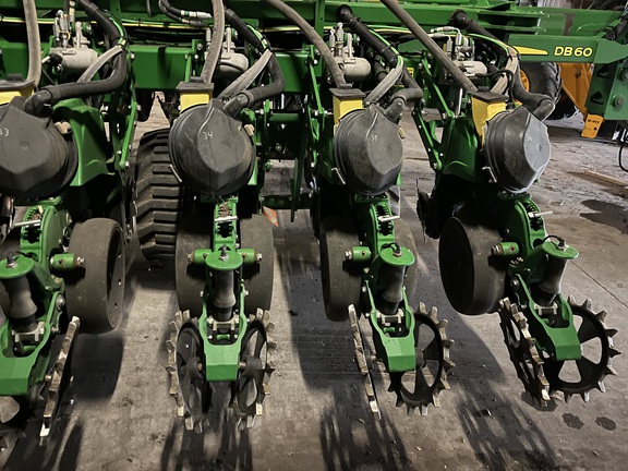 2018 John Deere DB60 Planter
