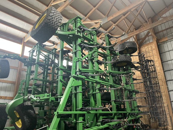 2022 John Deere 2230FH Field Cultivator
