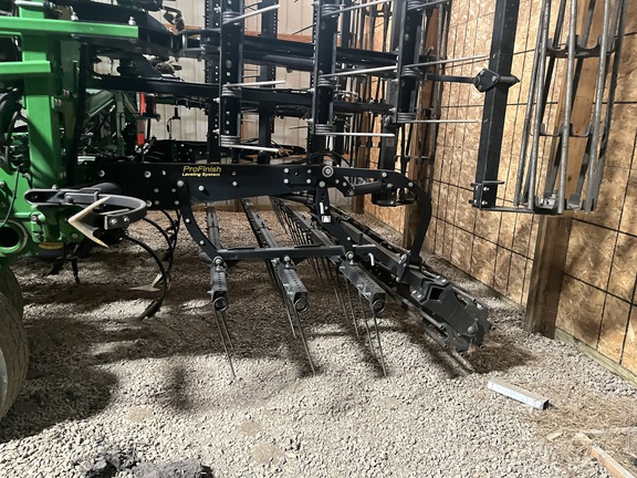 2022 John Deere 2230FH Field Cultivator