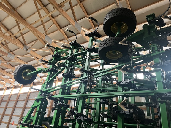 2022 John Deere 2230FH Field Cultivator