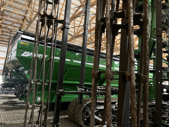 2022 John Deere 2230FH Field Cultivator