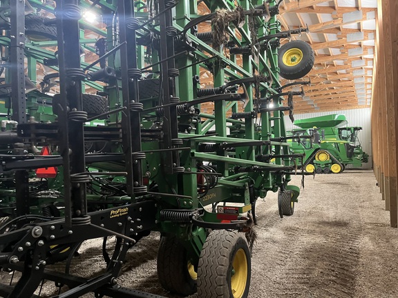 2022 John Deere 2230FH Field Cultivator