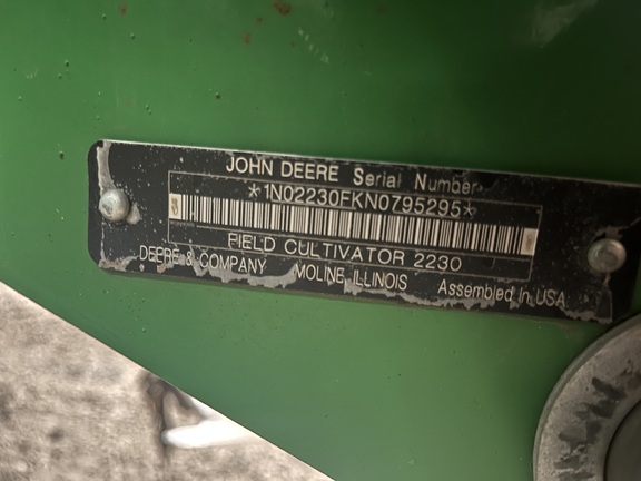 2022 John Deere 2230FH Field Cultivator