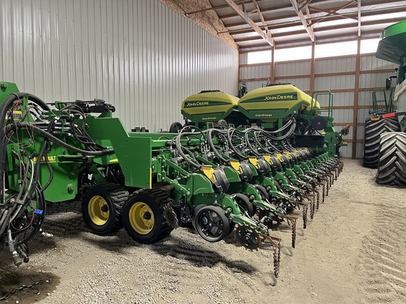 2014 John Deere DB90 Planter