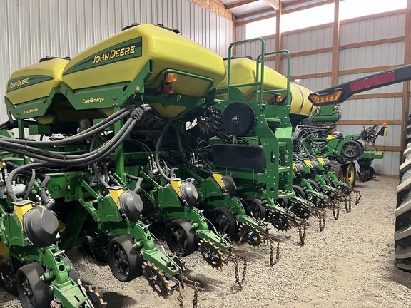 2014 John Deere DB90 Planter