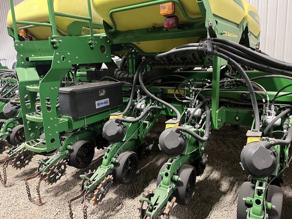 2014 John Deere DB90 Planter