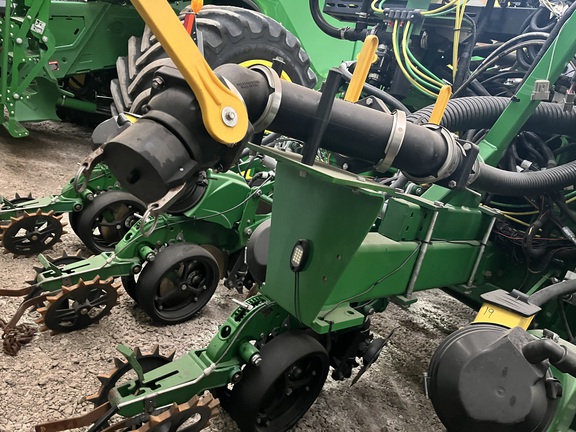 2014 John Deere DB90 Planter