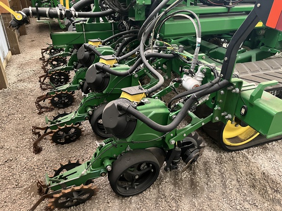 2014 John Deere DB90 Planter