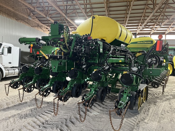 2014 John Deere DB90 Planter