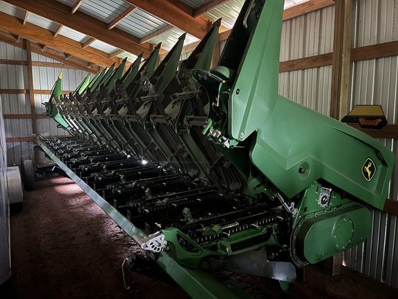 2021 John Deere C12R Header Corn Head