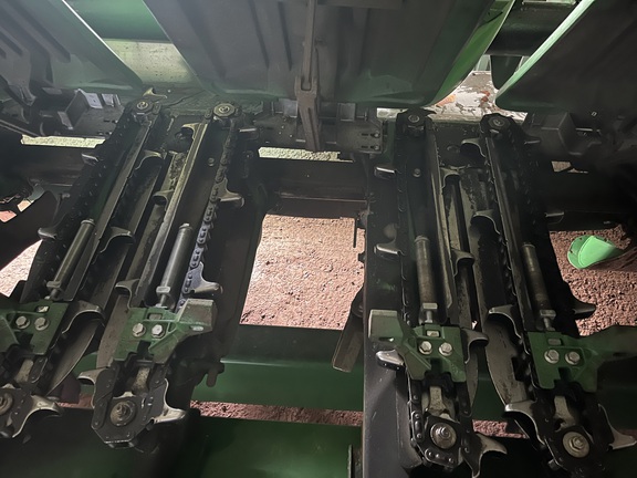 2021 John Deere C12R Header Corn Head