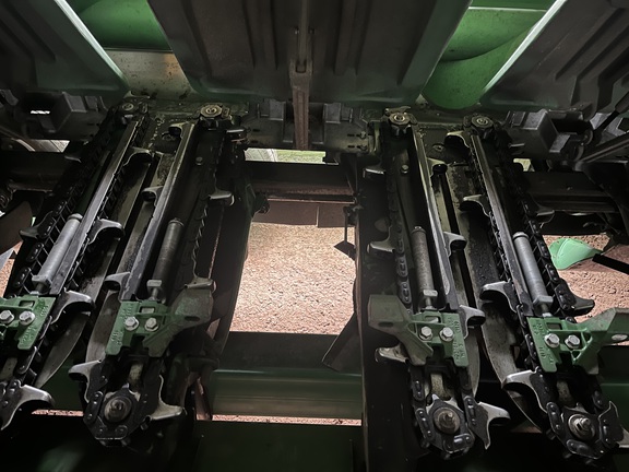 2021 John Deere C12R Header Corn Head