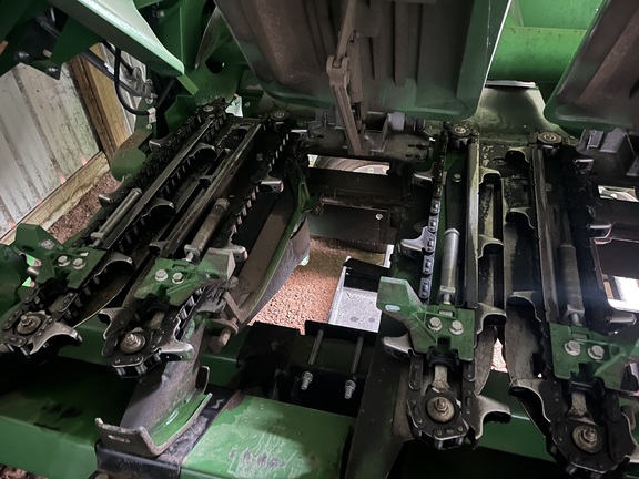 2021 John Deere C12R Header Corn Head