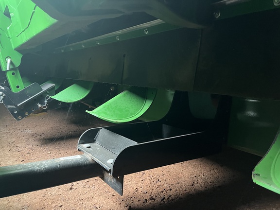 2021 John Deere C12R Header Corn Head