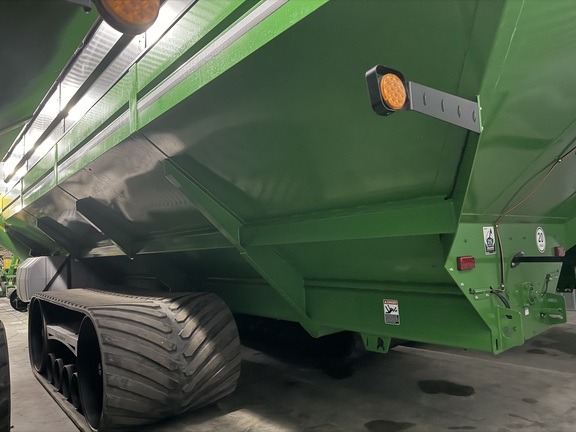 2023 Brent 2598 Avalanche Grain Cart