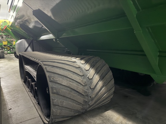 2023 Brent 2598 Avalanche Grain Cart