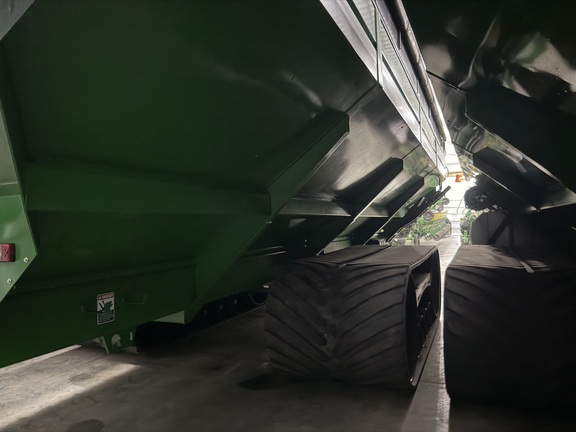 2023 Brent 2598 Avalanche Grain Cart