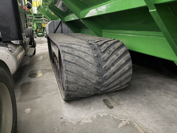2023 Brent 2598 Avalanche Grain Cart