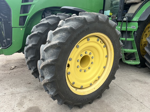 2010 John Deere 8320R Tractor