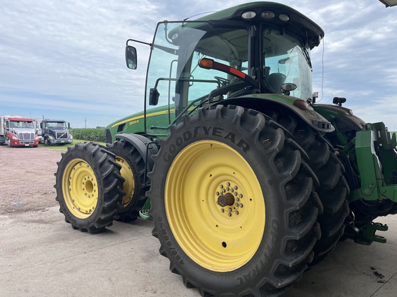 2010 John Deere 8320R Tractor