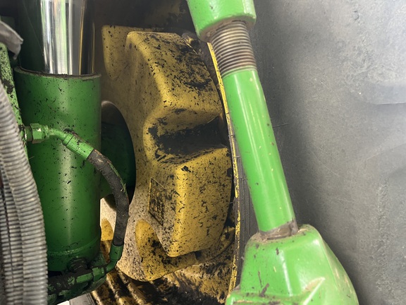 2010 John Deere 8320R Tractor