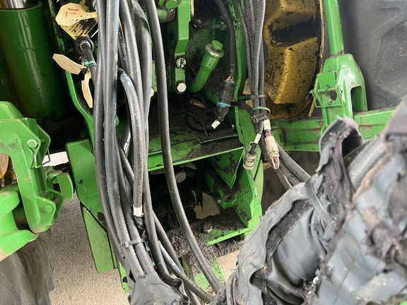 2010 John Deere 8320R Tractor