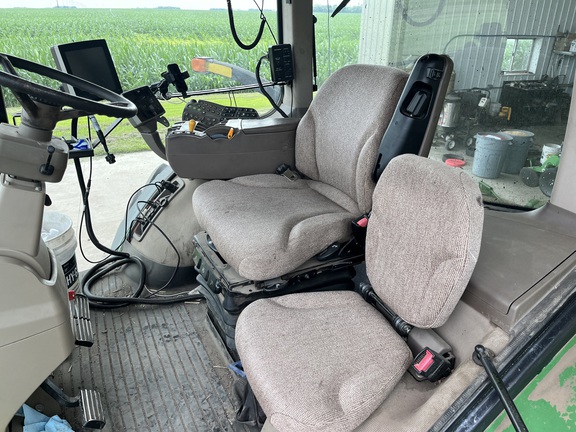 2010 John Deere 8320R Tractor