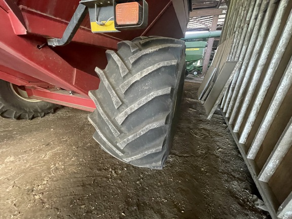 2006 Unverferth 9250 Grain Cart