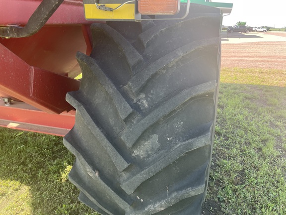 2006 Unverferth 9250 Grain Cart