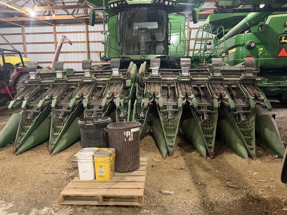 2022 John Deere C16F Header Corn Head