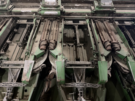 2022 John Deere C16F Header Corn Head