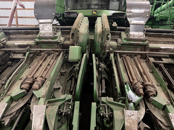 2022 John Deere C16F Header Corn Head