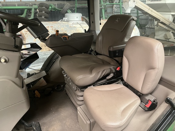 2019 John Deere 8320R Tractor