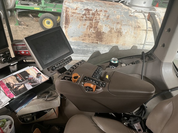 2019 John Deere 8320R Tractor