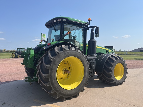 2019 John Deere 8320R Tractor