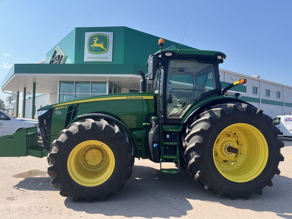 2019 John Deere 8320R Tractor