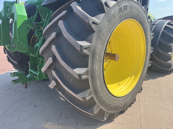 2019 John Deere 8320R Tractor