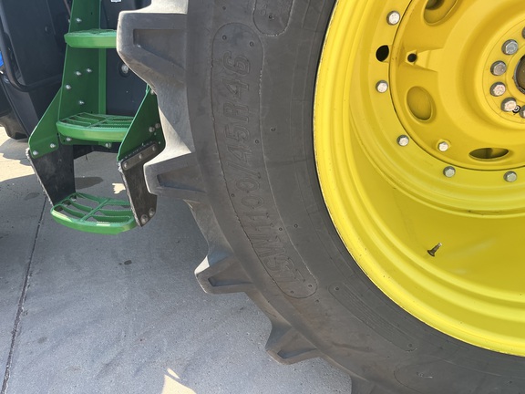 2019 John Deere 8320R Tractor